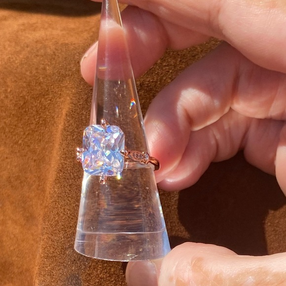 - Art Deco-Faceted Mossainte & 14k Rose Gold Vermiel Ring Size 8 1/2 - Picture 10 of 11